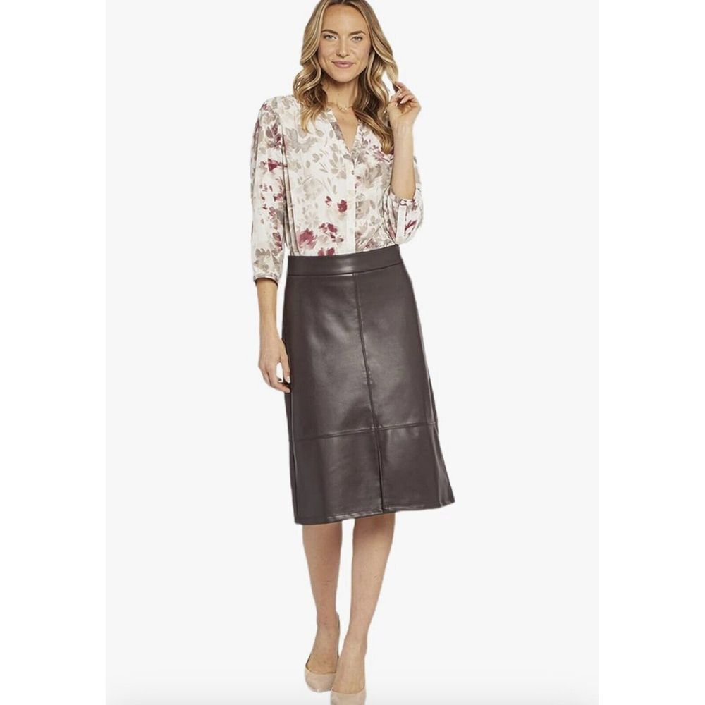 NYDJ Women's Aline Skirt Vegan Leather Size 2 Lift Tuck Technology Cordovan